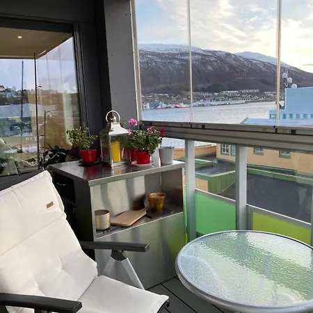 Royal On The Edge By The Sea Tromsø