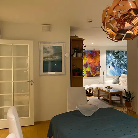 Apartment Royal On The Edge By The Sea