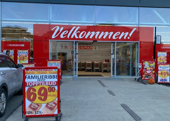 Royal On The Edge By The Sea *